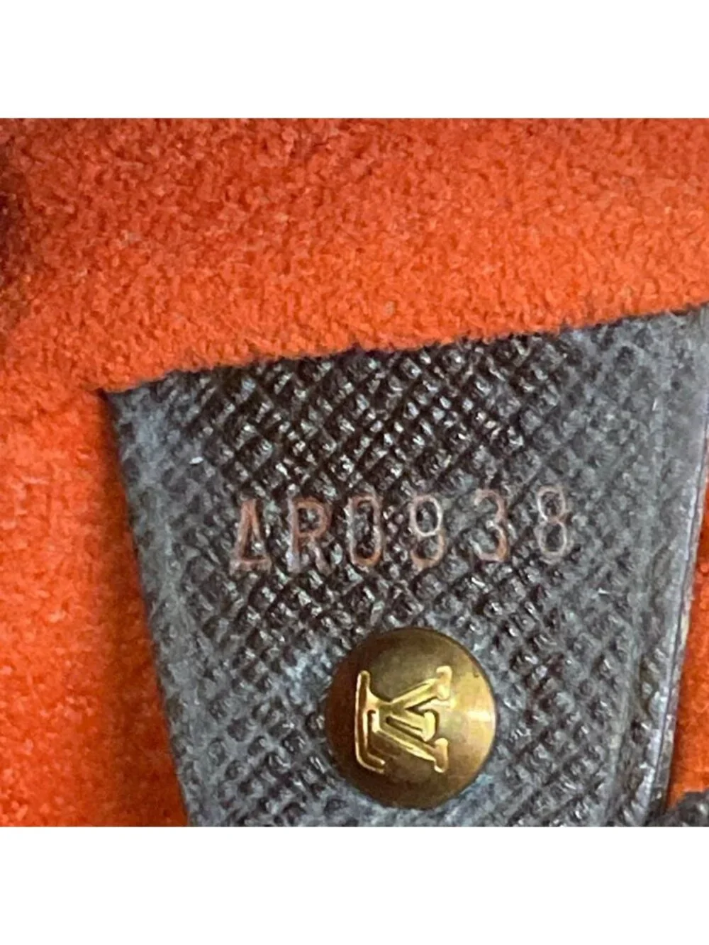 Louis Vuitton Shoulder Bag Damier Marais Ebene